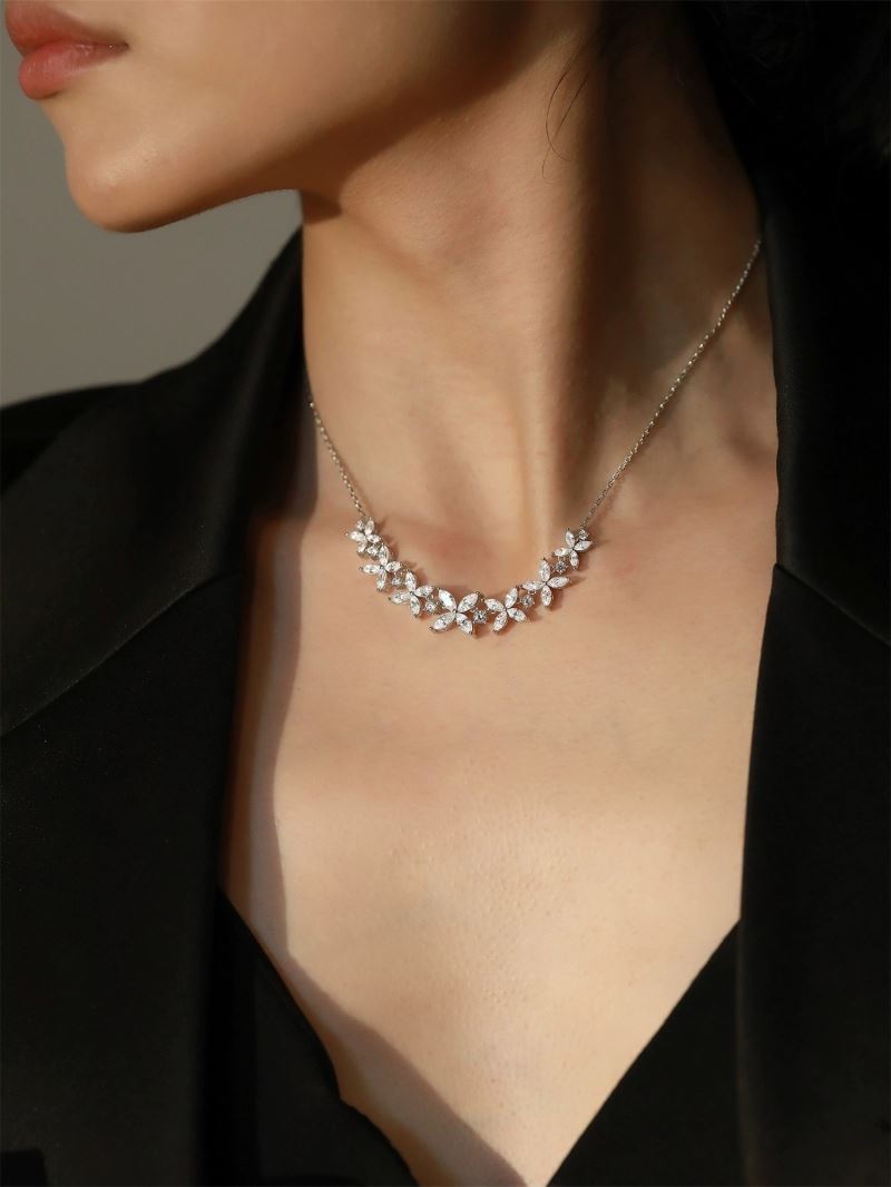 T*f*ny necklaces